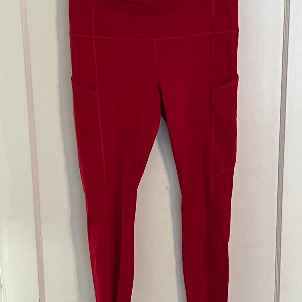 Lululemon Fast and Free leggings 10